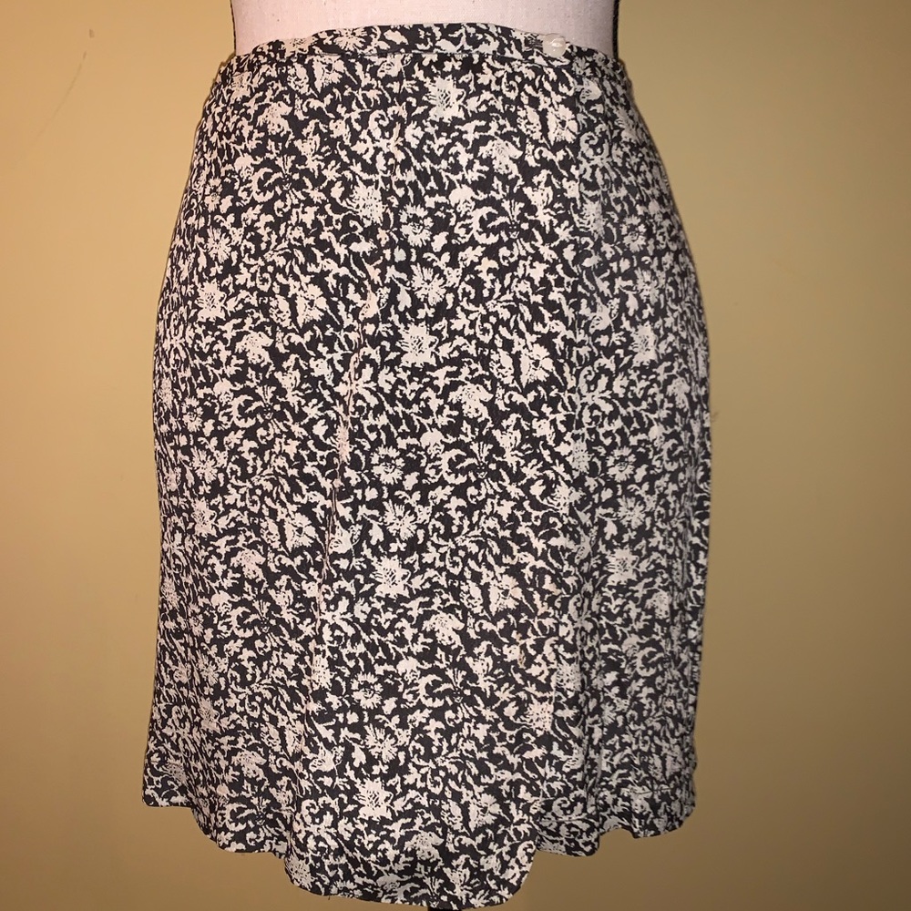 Vintage Gap Floral Brown & White Wrap Skirt Size 4